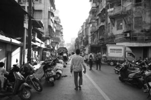 Unraveling the Threads: How to Integrate Sustainable Living Into Everyday Life